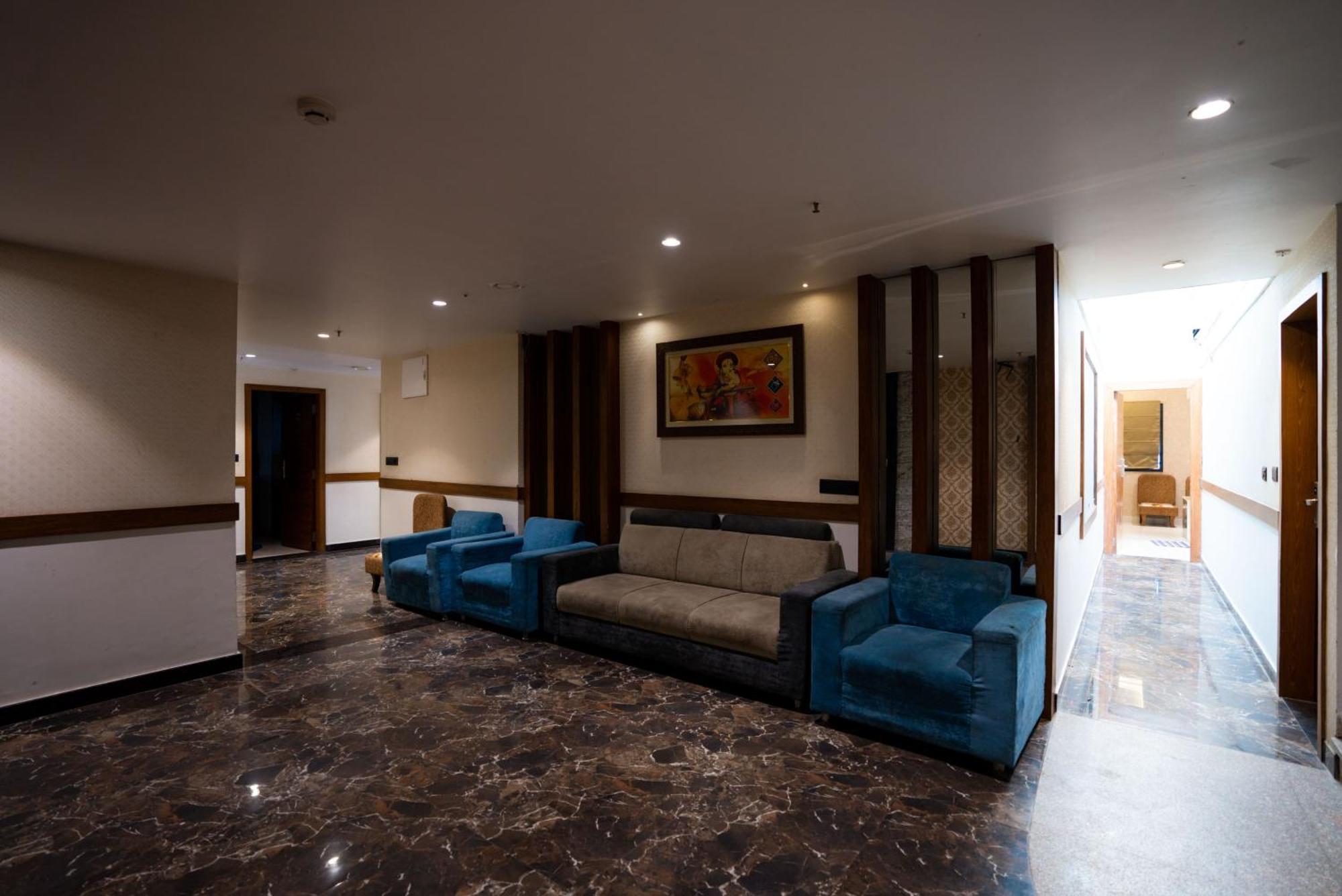 Hotel Rr 62-Jaipur City Centre Hotel Εξωτερικό φωτογραφία