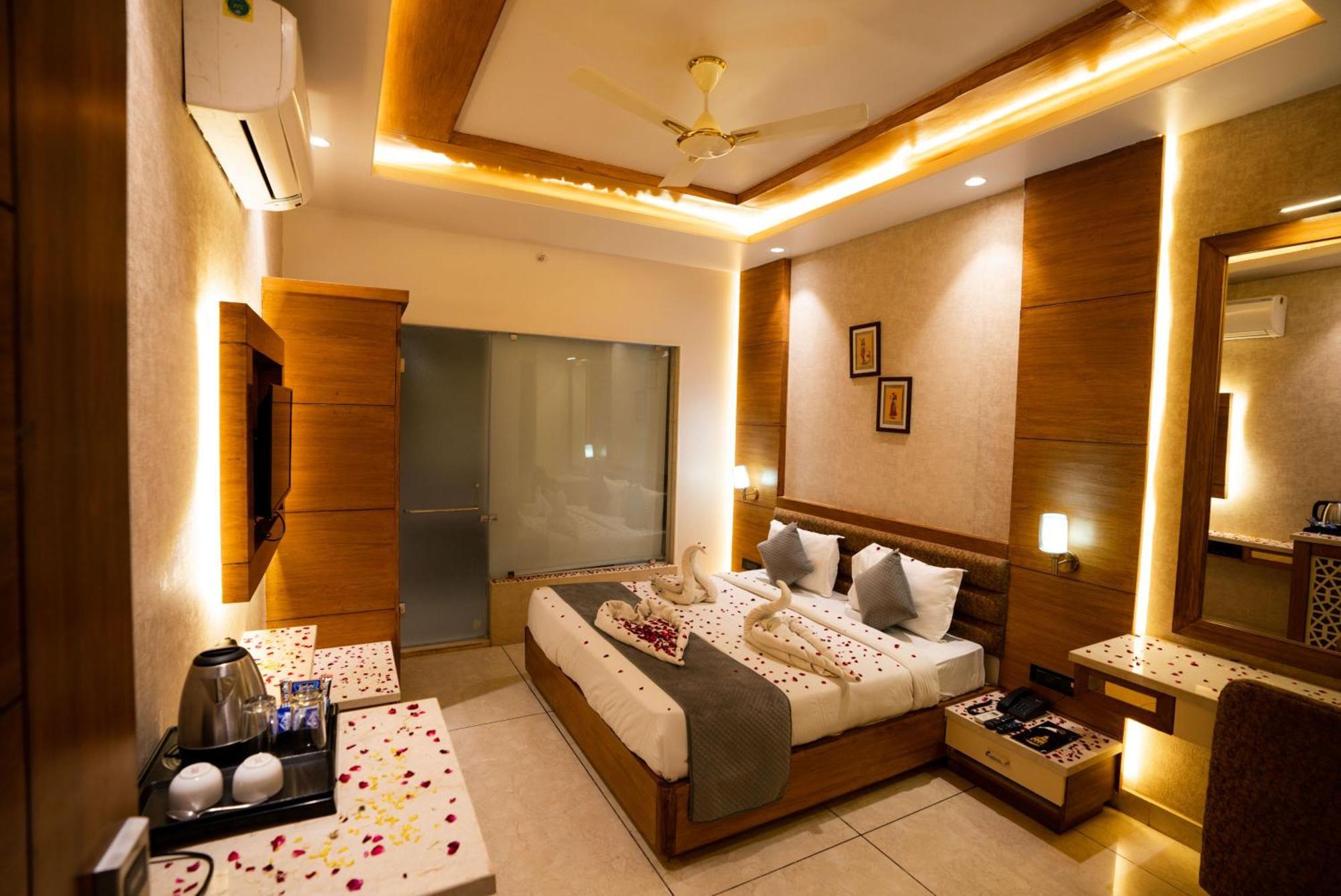 Hotel Rr 62-Jaipur City Centre Hotel Εξωτερικό φωτογραφία