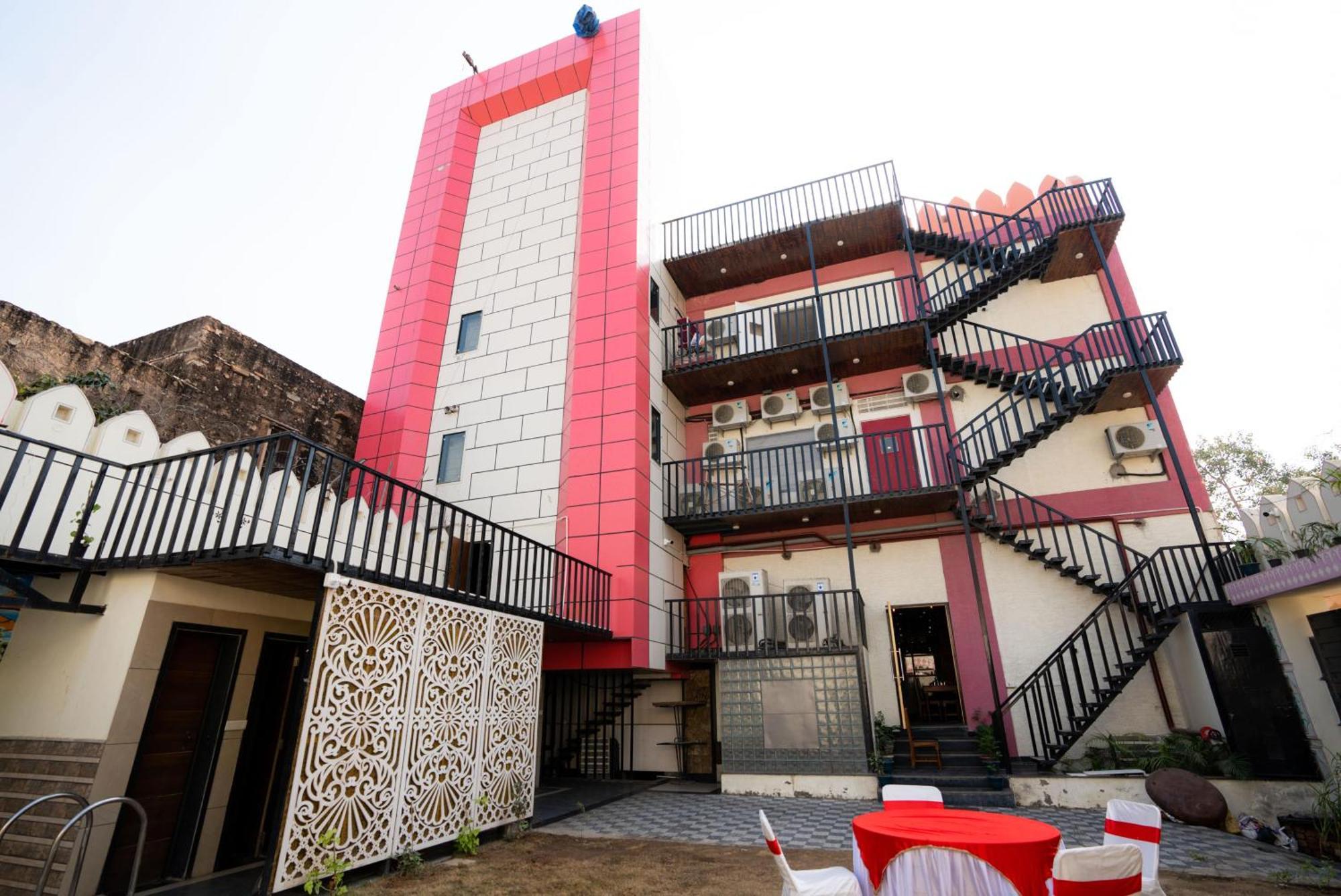 Hotel Rr 62-Jaipur City Centre Hotel Εξωτερικό φωτογραφία