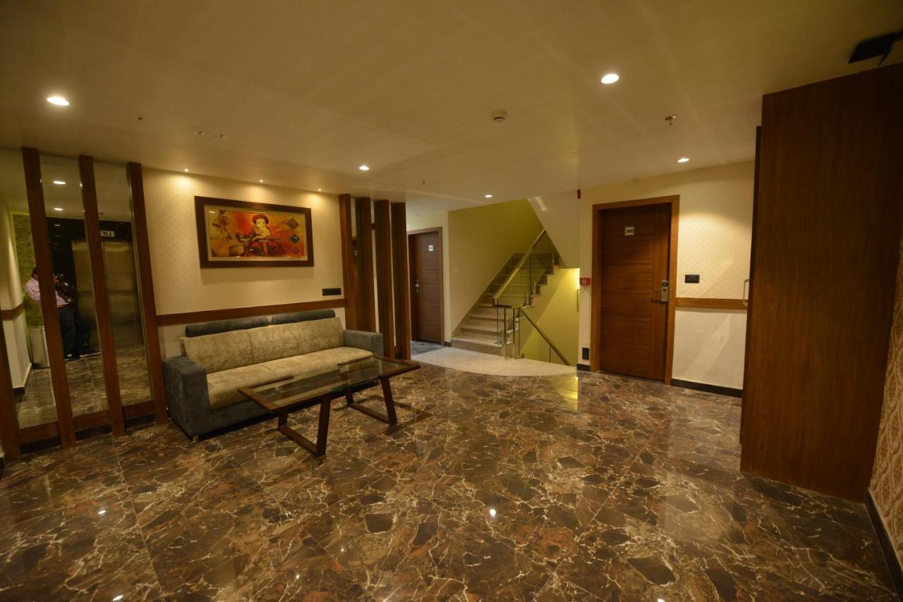 Hotel Rr 62-Jaipur City Centre Hotel Εξωτερικό φωτογραφία