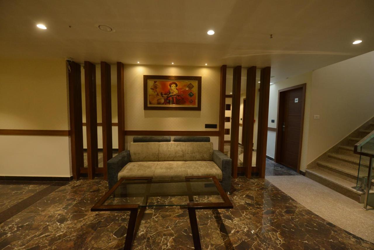 Hotel Rr 62-Jaipur City Centre Hotel Εξωτερικό φωτογραφία