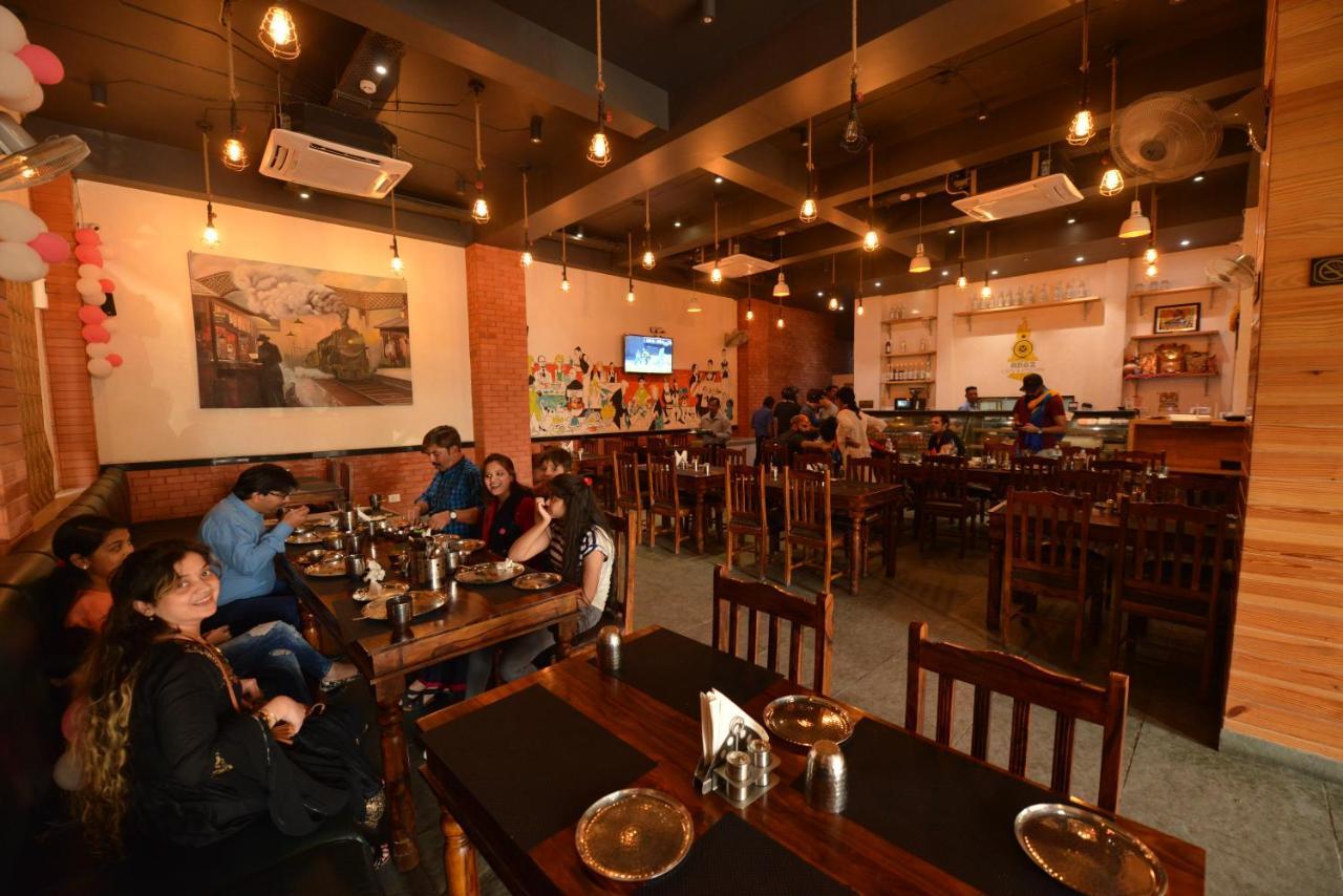 Hotel Rr 62-Jaipur City Centre Hotel Εξωτερικό φωτογραφία
