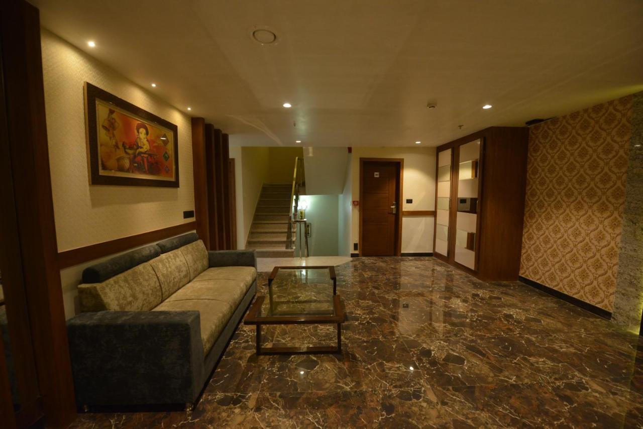 Hotel Rr 62-Jaipur City Centre Hotel Εξωτερικό φωτογραφία